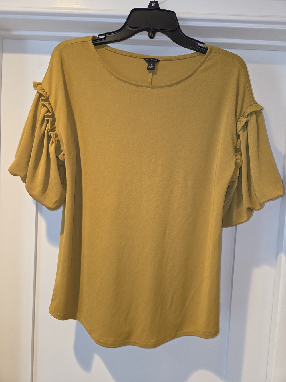 Ann Taylor Mustard Ruffle Sleeve Short Sleeve Tee
